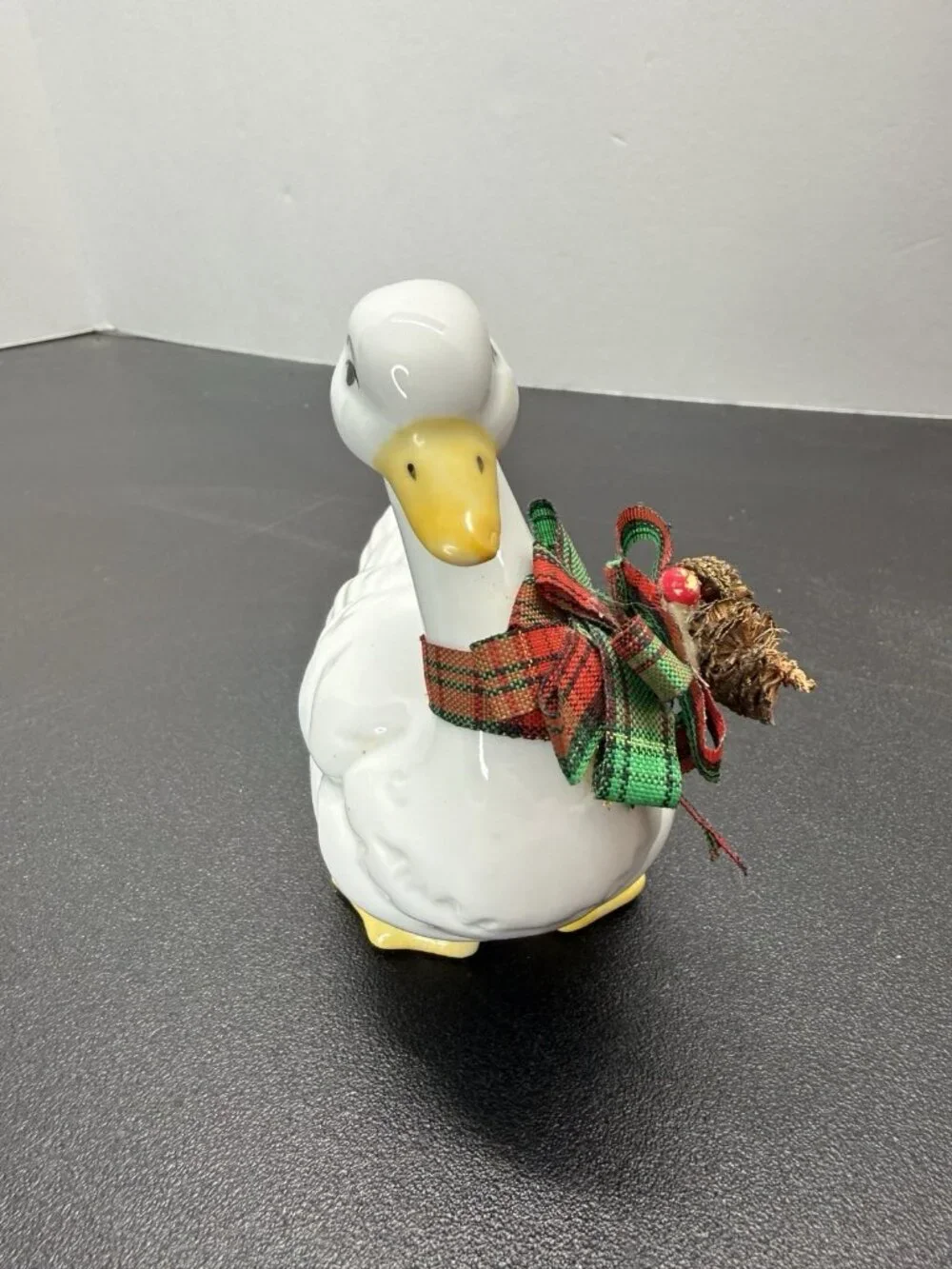 Ceramic Christmas Goose Holiday Wreath Russ Berrie 5